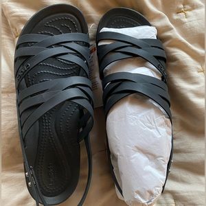 Crocs Midform Platform Women’s size 9